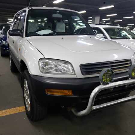 神奈川県横浜市栄区トヨタ RAV4  4WD 輸出 買取り事例